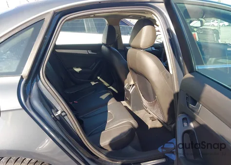 2011 Audi A4 2.0T Premium from USA, damaged, VIN WAUEFAFL0BN032591